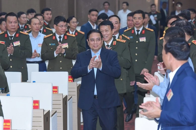 Thủ tướng Phạm Minh Chính chủ trì Hội nghị "Đảm bảo an ninh, trật tự phục vụ phát triển kinh tế - xã hội địa bàn Tây Bắc và phụ cận" - Ảnh: VGP/Nhật Bắc