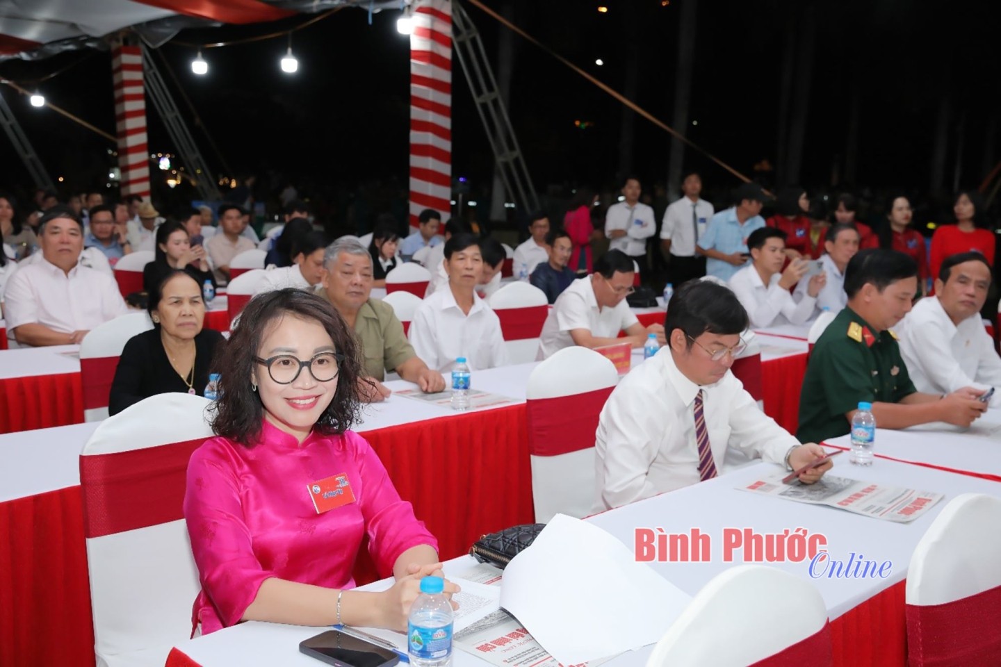 Các đại biểu dự lễ kỷ niệm. 5.jpg