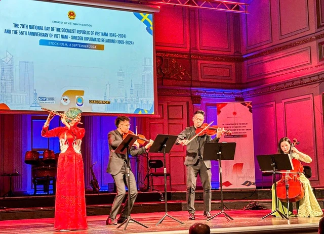 Chương trình nghệ thuật đặc sắc tại lễ khai mạc.