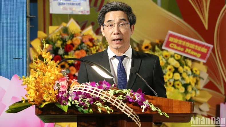 Phó Chủ tịch Ủy ban nhân dân thành phố Đà Nẵng Trần Chí Cường phát biểu khai mạc Lễ hội Quán Thế Âm Ngũ Hành Sơn năm 2025. (Ảnh: ANH ĐÀO) Phó Chủ tịch Ủy ban nhân dân thành phố Đà Nẵng Trần Chí Cường phát biểu khai mạc Lễ hội Quán Thế Âm Ngũ Hành Sơn năm 2025. (Ảnh: ANH ĐÀO)