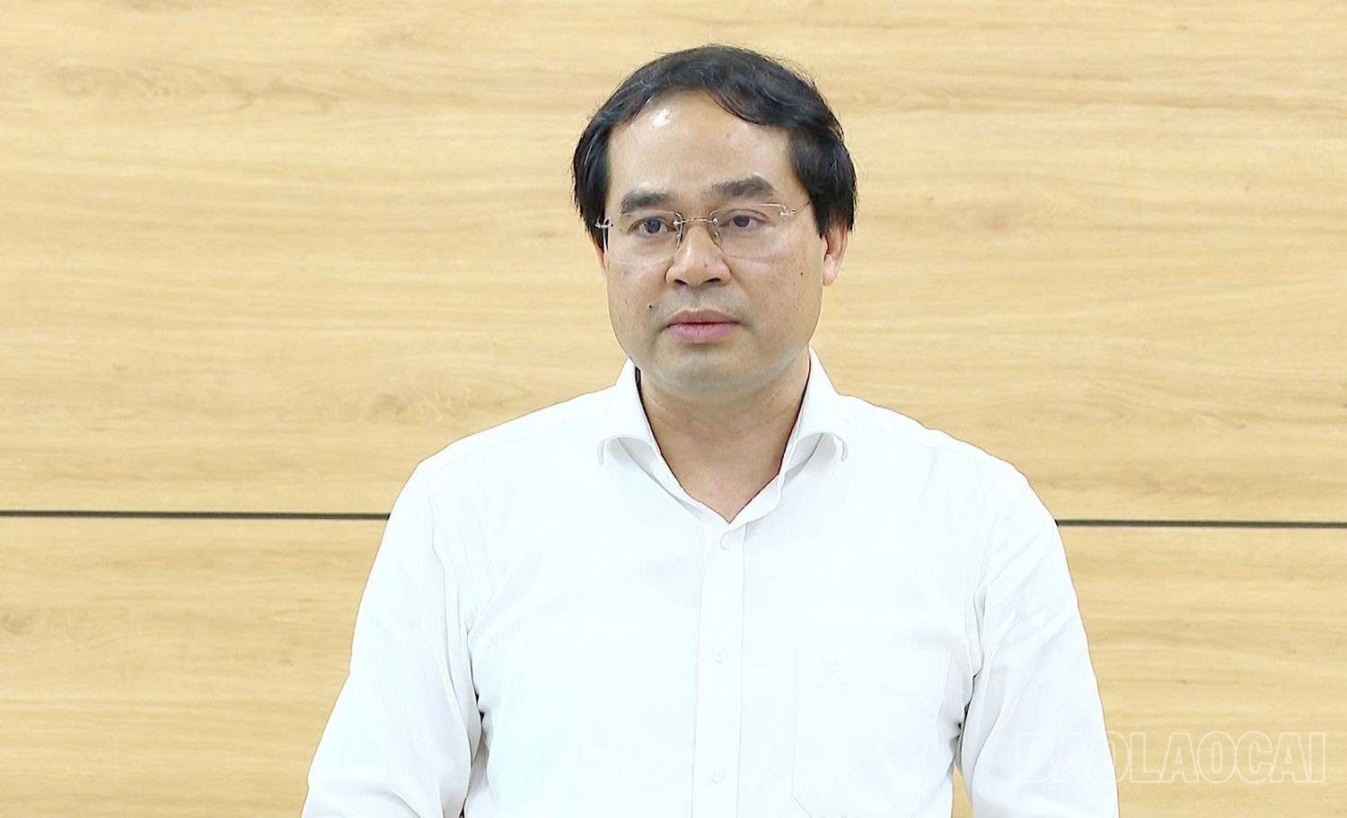Đồng chí Trịnh Xuân Trường, Bí thư Tỉnh ủy, Chủ tịch UBND tỉnh Lào Cai phát biểu tại phiên họp. hd2.jpg