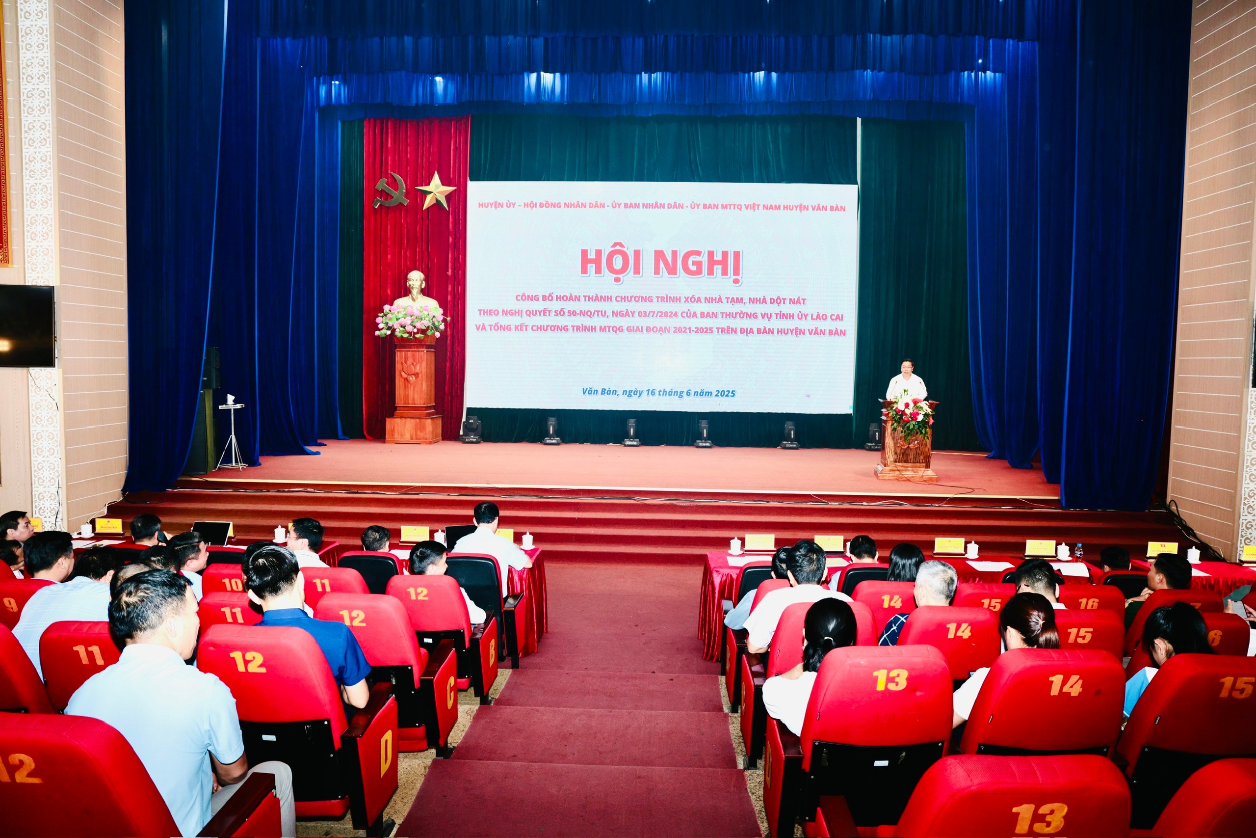 Quang cảnh hội nghị. quang-canh.jpg