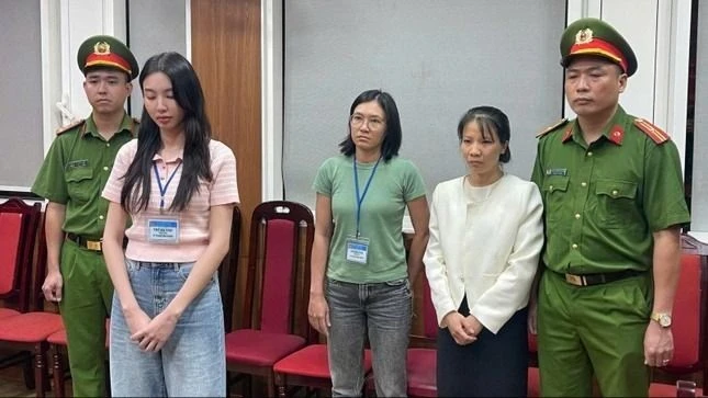 Hoa hậu Nguyễn Thúc Thùy Tiên bị khởi tố, bắt tạm giam về tội "Lừa dối khách hàng".