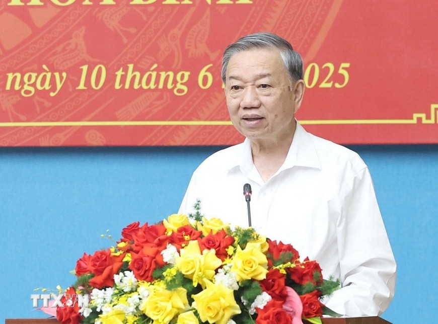 Tổng Bí thư Tô Lâm phát biểu chỉ đạo tại buổi làm việc. Tổng Bí thư Tô Lâm phát biểu chỉ đạo tại buổi làm việc.