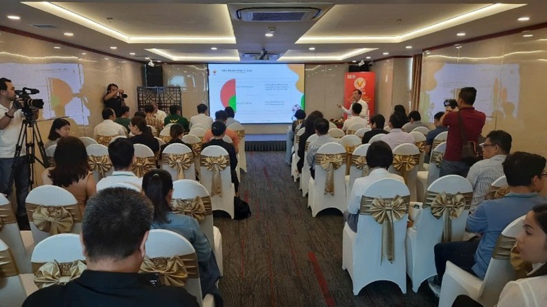Quang cảnh buổi họp báo. Quang cảnh buổi họp báo.