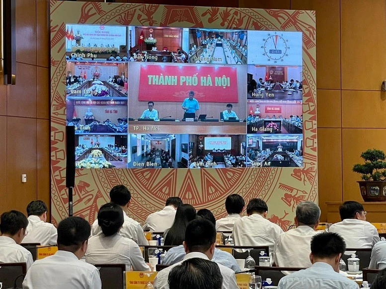 Hội nghị được kết nối trực tuyến từ trụ sở Chính phủ tới UBND các tỉnh, thành phố trực thuộc Trung ương - Ảnh: VGP/Nhật Bắc