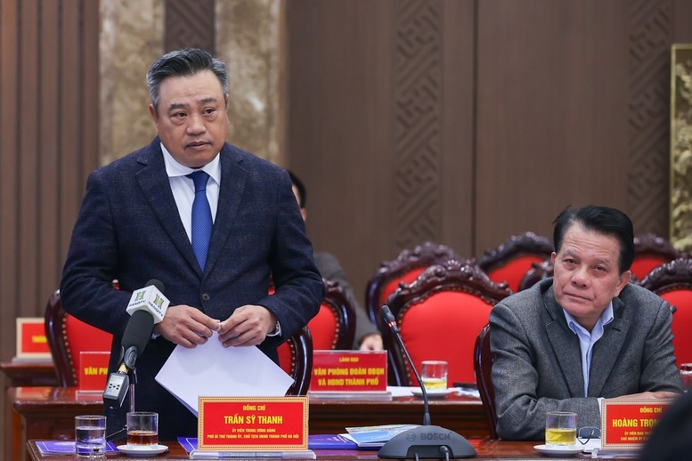 Chủ tịch UBND TP. Hà Nội Trần Sỹ Thanh phát biểu tại hội nghị - Ảnh: VGP/Nhật Bắc Chủ tịch UBND TP. Hà Nội Trần Sỹ Thanh phát biểu tại hội nghị - Ảnh: VGP/Nhật Bắc