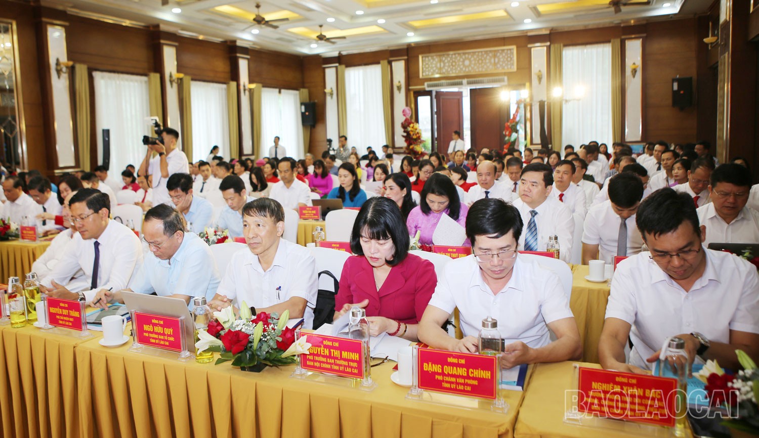 Các đại biểu dự hội nghị. tp3.jpg