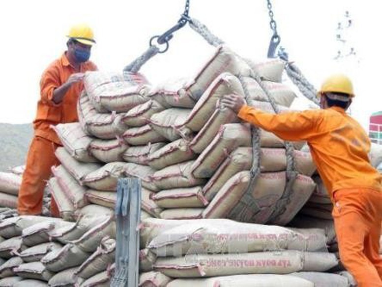Giảm thuế suất thuế xuất khẩu clanhke xi măng từ 10% xuống còn 5% trong thời gian từ nay đến hết năm 2026. Giảm thuế suất thuế xuất khẩu clanhke xi măng từ 10% xuống còn 5% trong thời gian từ nay đến hết năm 2026.