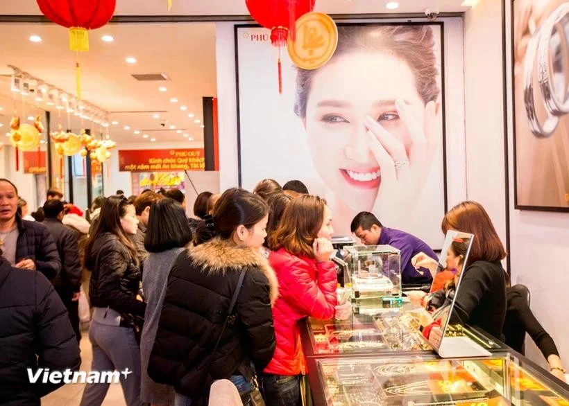 Một điểm giao dịch vàng tại Hà Nội. (Ảnh: Đức Duy/Vietnam+)