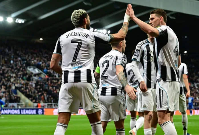 Newcastle ghi bàn nhiều nhất Champions League.
