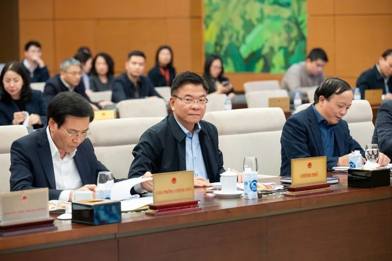 Các đại biểu dự phiên họp. (Ảnh: DUY LINH)