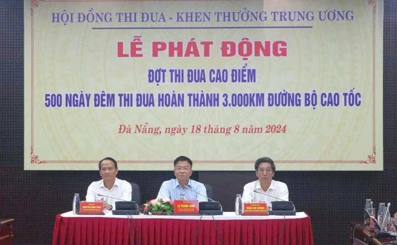Phó Thủ tướng Lê Thành Long dự Lễ phát động thi đua cao điểm "500 ngày đêm thi đua hoàn thành 3.000 km đường bộ cao tốc" tại điểm cầu TP. Đà Nẵng