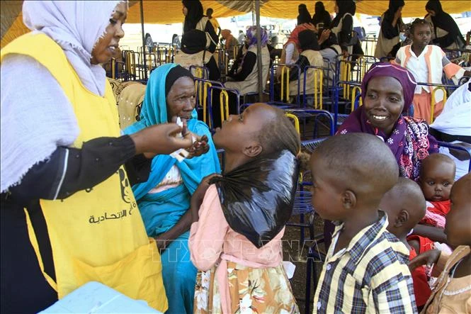 Chiến dịch tiêm vaccine phòng bệnh tả tại Gedaref, Sudan, ngày 20/11/2023. Ảnh minh họa: AFP/TTXVN