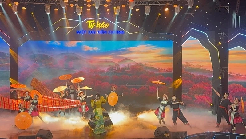 Một tiết mục nghệ thuật trong chương trình.