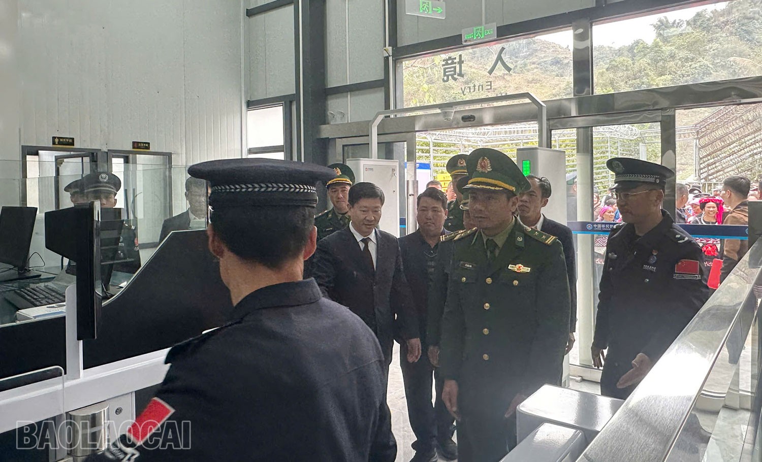 Xuất cảnh sau thông quan. bx2.jpg