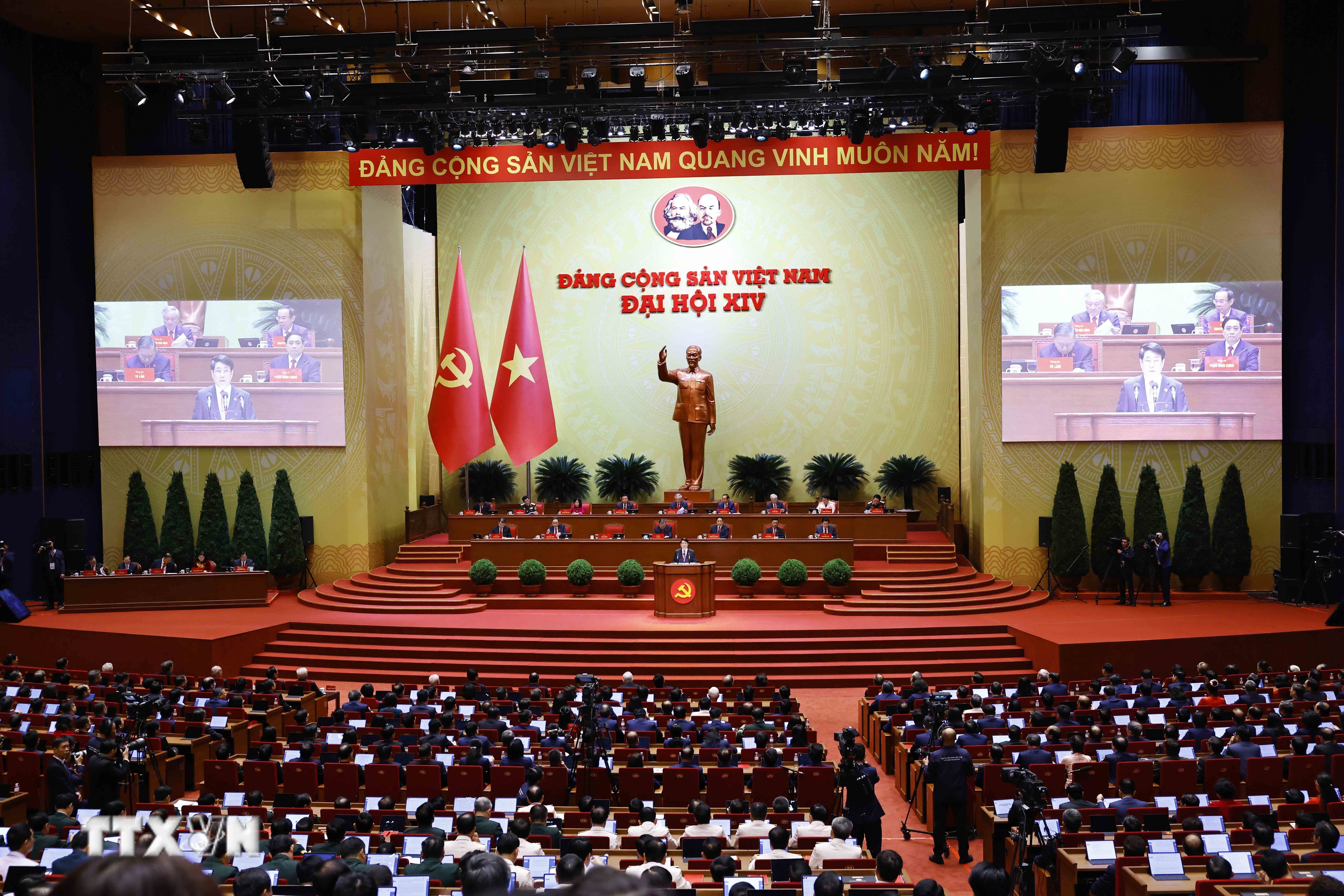 Toàn cảnh phiên khai mạc Đại hội XIV của Đảng. (Ảnh: TTXVN)