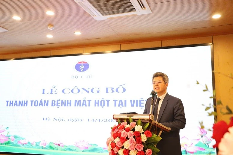 PGS Phạm Ngọc Đông, Giám đốc Bệnh viện Mắt Trung ương phát biểu tại Lễ công bố - Ảnh: VGP/HM