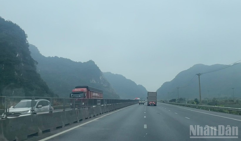 Dự báo nhiều nơi ở miền Bắc sáng sớm có sương mù và sương mù nhẹ rải rác. (Ảnh minh họa: Đ.T)