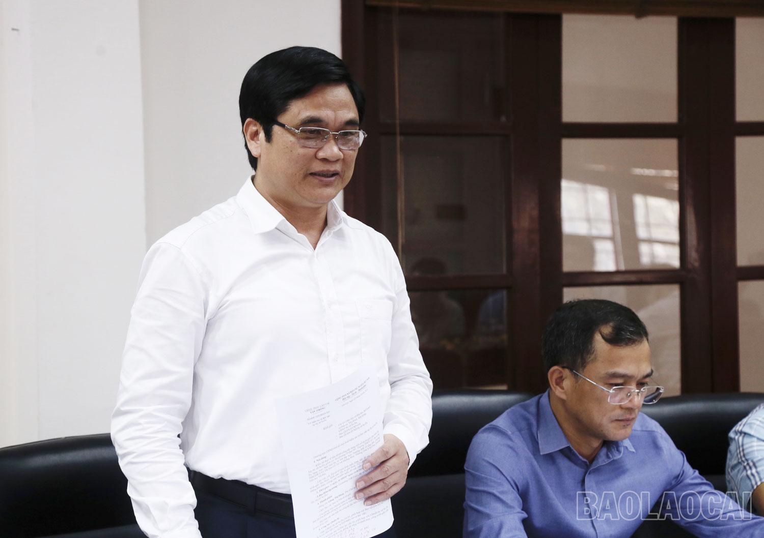 Đồng chí Đỗ Minh Tâm, Phó Giám đốc Sở Giáo dục và Đào tạo phát biểu tại buổi làm việc. gd1.jpg
