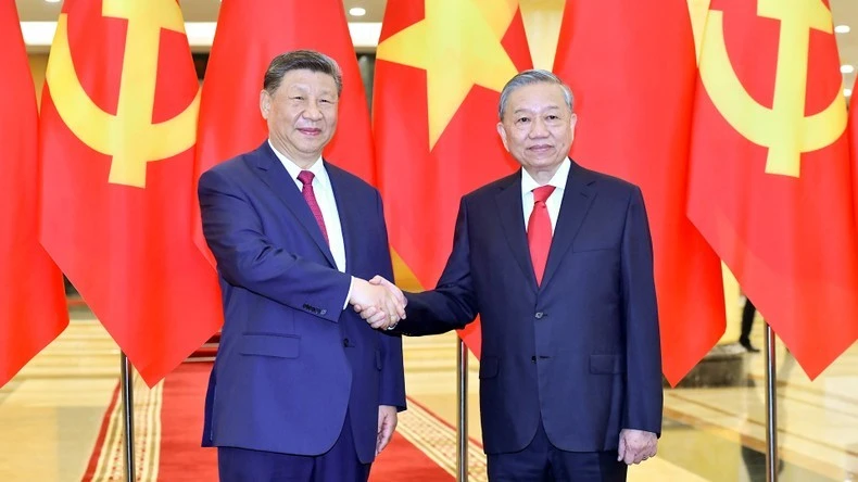 Tổng Bí thư Tô Lâm và Tổng Bí thư, Chủ tịch Trung Quốc Tập Cận Bình. (Ảnh: ĐĂNG KHOA)