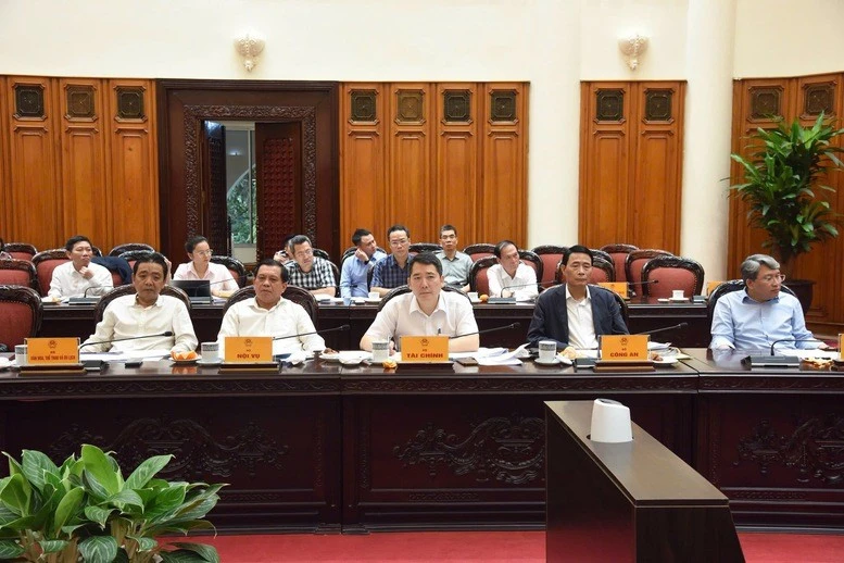 Đại diện các bộ, ngành tham dự cuộc họp - Ảnh: VGP/Nhật Bắc