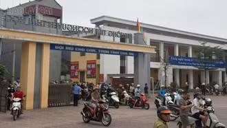 Cải thiện tình trạng ùn tắc phương tiện trước cổng Trường Tiểu học Nguyễn Thái Học