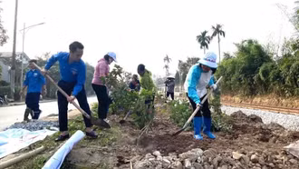 Phát huy vai trò đảng viên đương chức ở nơi cư trú: Từ quy định đến thực tiễn