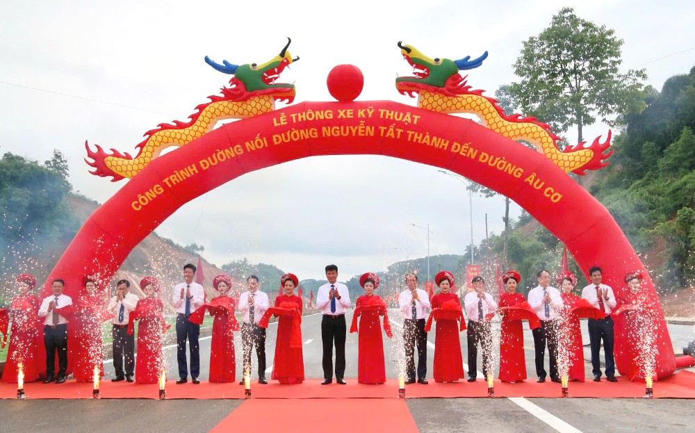 Thông xe kỹ thuật tuyến đường huyết mạch nối đường Nguyễn Tất Thành và đường Âu Cơ ảnh 5 Thông xe kỹ thuật tuyến đường huyết mạch nối đường Nguyễn Tất Thành và đường Âu Cơ ảnh 5