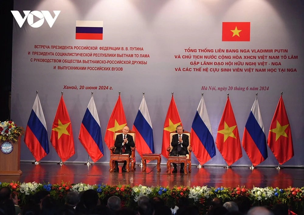 Toàn cảnh chuyến thăm Việt Nam của Tổng thống Nga Vladimir Putin ảnh 13
