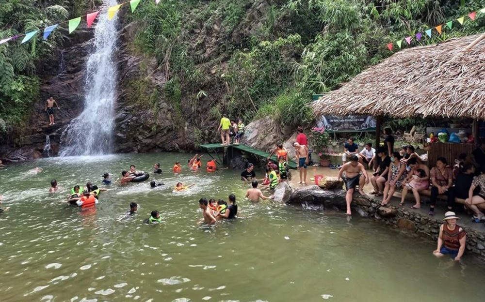 Yên Bái rộn ràng đón khách với tour xanh – sạch – mát ảnh 1 Yên Bái rộn ràng đón khách với tour xanh – sạch – mát ảnh 1