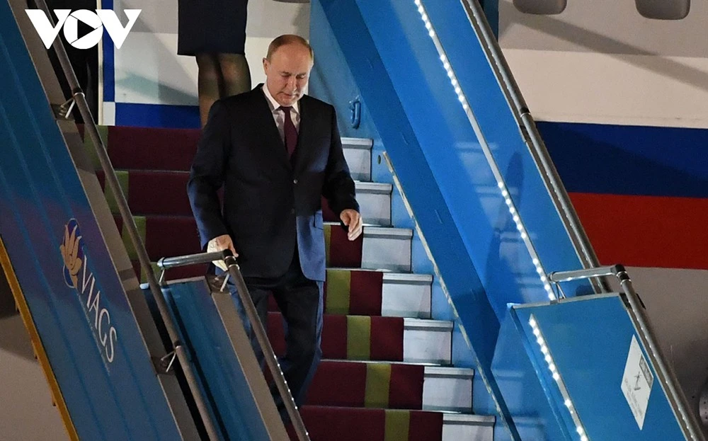 Toàn cảnh chuyến thăm Việt Nam của Tổng thống Nga Vladimir Putin ảnh 1