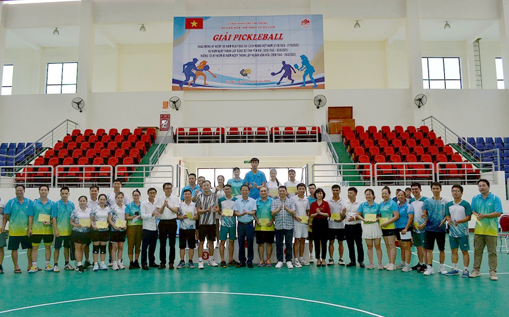 Yên Bái: Sôi nổi Giải thể thao chào mừng kỷ niệm 100 năm ngày Báo chí Cách mạng Việt Nam 21/6 ảnh 9 Yên Bái: Sôi nổi Giải thể thao chào mừng kỷ niệm 100 năm ngày Báo chí Cách mạng Việt Nam 21/6 ảnh 9