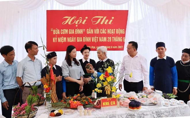 Văn Yên đánh giá thực hiện mô hình điểm “thôn hạnh phúc” ảnh 1 Văn Yên đánh giá thực hiện mô hình điểm “thôn hạnh phúc” ảnh 1