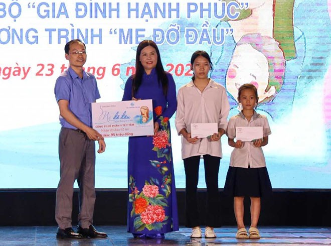 Hội Liên hiệp Phụ nữ tỉnh Yên Bái tổ chức “Ngày hội gia đình” ảnh 2 Hội Liên hiệp Phụ nữ tỉnh Yên Bái tổ chức “Ngày hội gia đình” ảnh 2