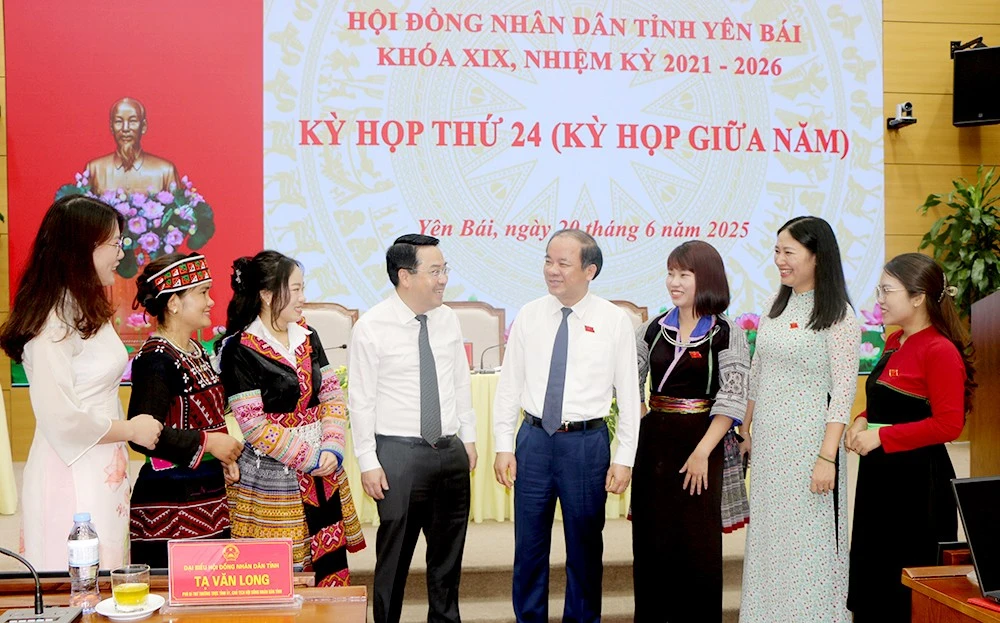 Kỳ họp thứ 24 - HĐND tỉnh Yên Bái thông qua 14 nghị quyết quan trọng ảnh 5