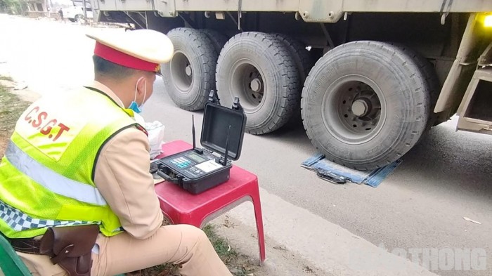Yên Bái: Xe quá tải vắng bóng hẳn trên các tuyến quốc lộ 2D, quốc lộ 37 ảnh 4 Yên Bái: Xe quá tải vắng bóng hẳn trên các tuyến quốc lộ 2D, quốc lộ 37 ảnh 4