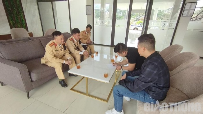 Yên Bái: Xe quá tải vắng bóng hẳn trên các tuyến quốc lộ 2D, quốc lộ 37 ảnh 6 Yên Bái: Xe quá tải vắng bóng hẳn trên các tuyến quốc lộ 2D, quốc lộ 37 ảnh 6