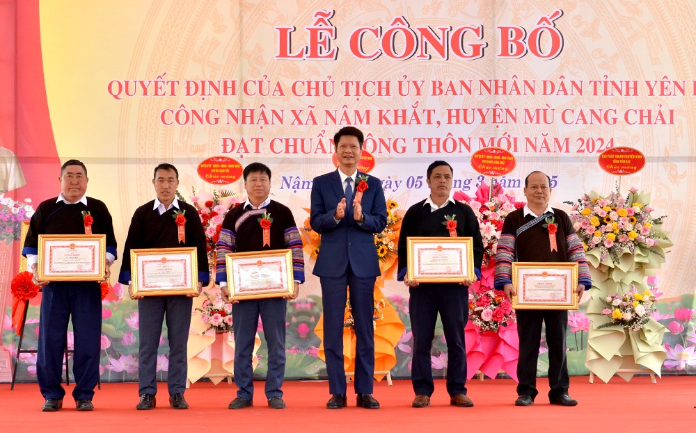 Xã Nậm Khắt đón bằng công nhận đạt chuẩn nông thôn mới năm 2024 ảnh 2 Xã Nậm Khắt đón bằng công nhận đạt chuẩn nông thôn mới năm 2024 ảnh 2