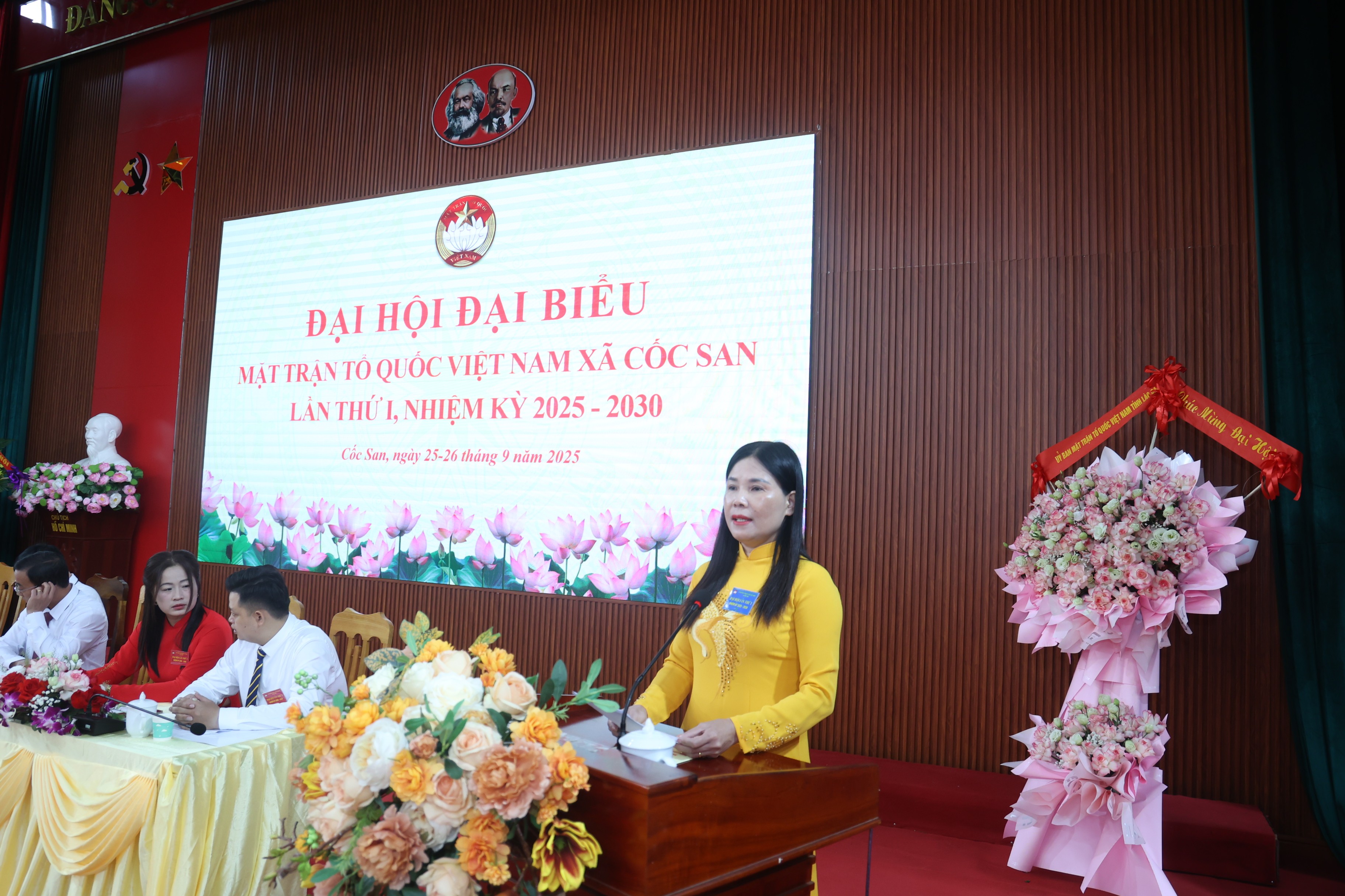 Đồng chí Nguyễn Thị Bích Nhiệm phát biểu chỉ đạo tại đại hội. z7051497477576-9918ce7790f334634a7238b16af047eb.jpg