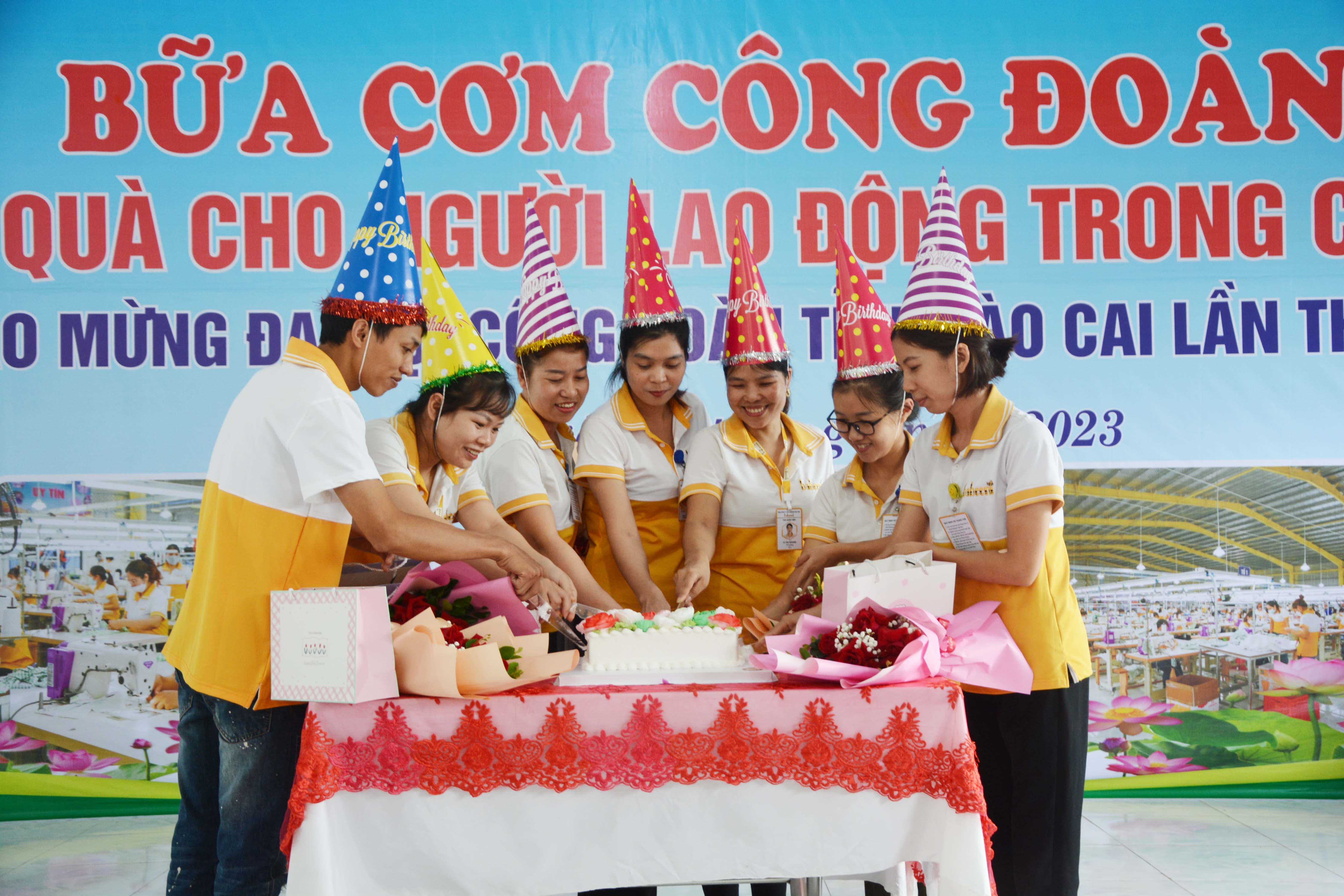 Các cấp công đoàn tổ chức đa dạng các hoạt động góp phần chăm lo, nâng cao đời sống tinh thần, vật chất cho người lao động. DSC_9128.JPG