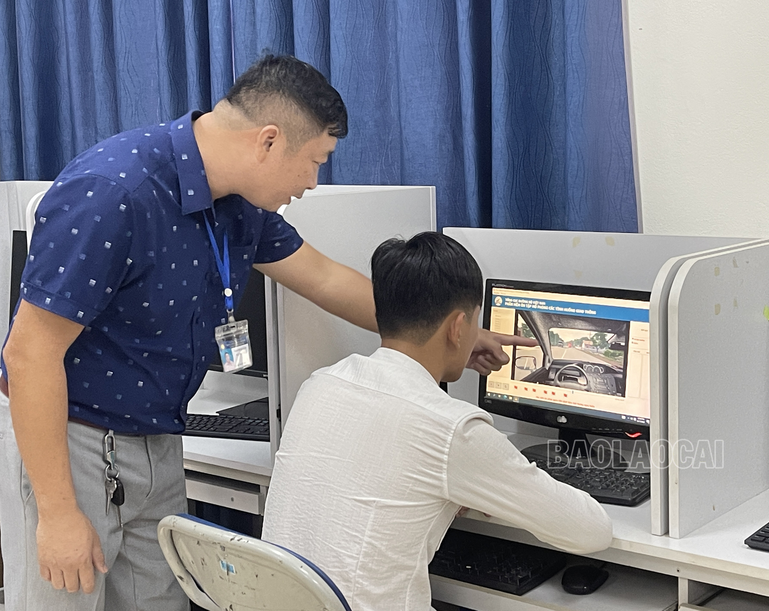 Học viên phải học lý thuyết và mô hình mô phỏng trên máy vi tính. 11.jpg