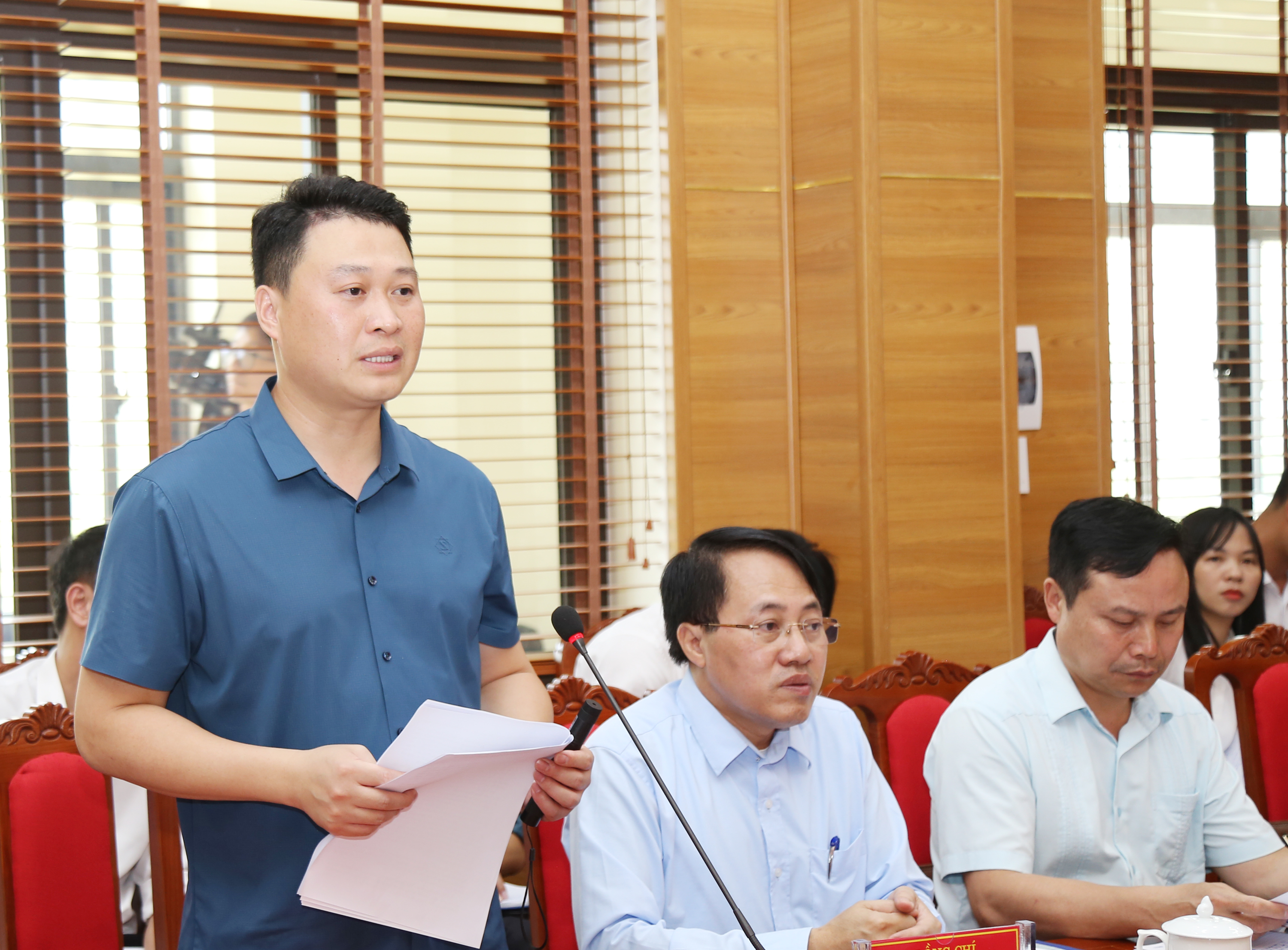 Bí thư Huyện ủy Si Ma Cai báo cáo kết quả thực hiện nhiệm vụ chính trị năm 2022 và quý I năm 2023, phương hướng, nhiệm vụ trọng tâm năm 2023. 3130.jpg