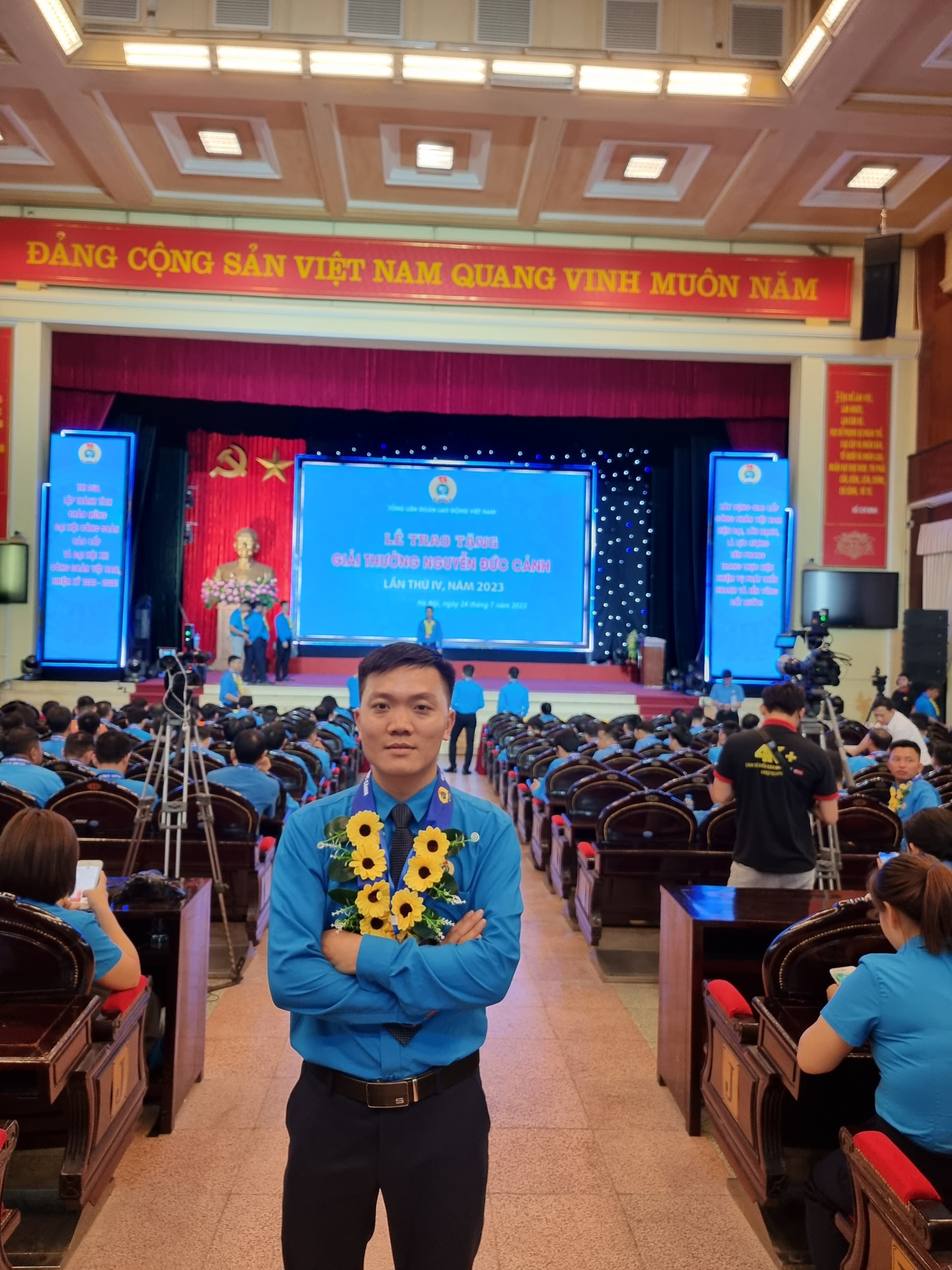 Anh Nguyễn Văn Biên, Công ty TNHH Một thành viên Apatit Việt Nam vinh dự được nhận giải thưởng Nguyễn Đức Cảnh lần thứ IV, năm 2023. biên 2.jpg