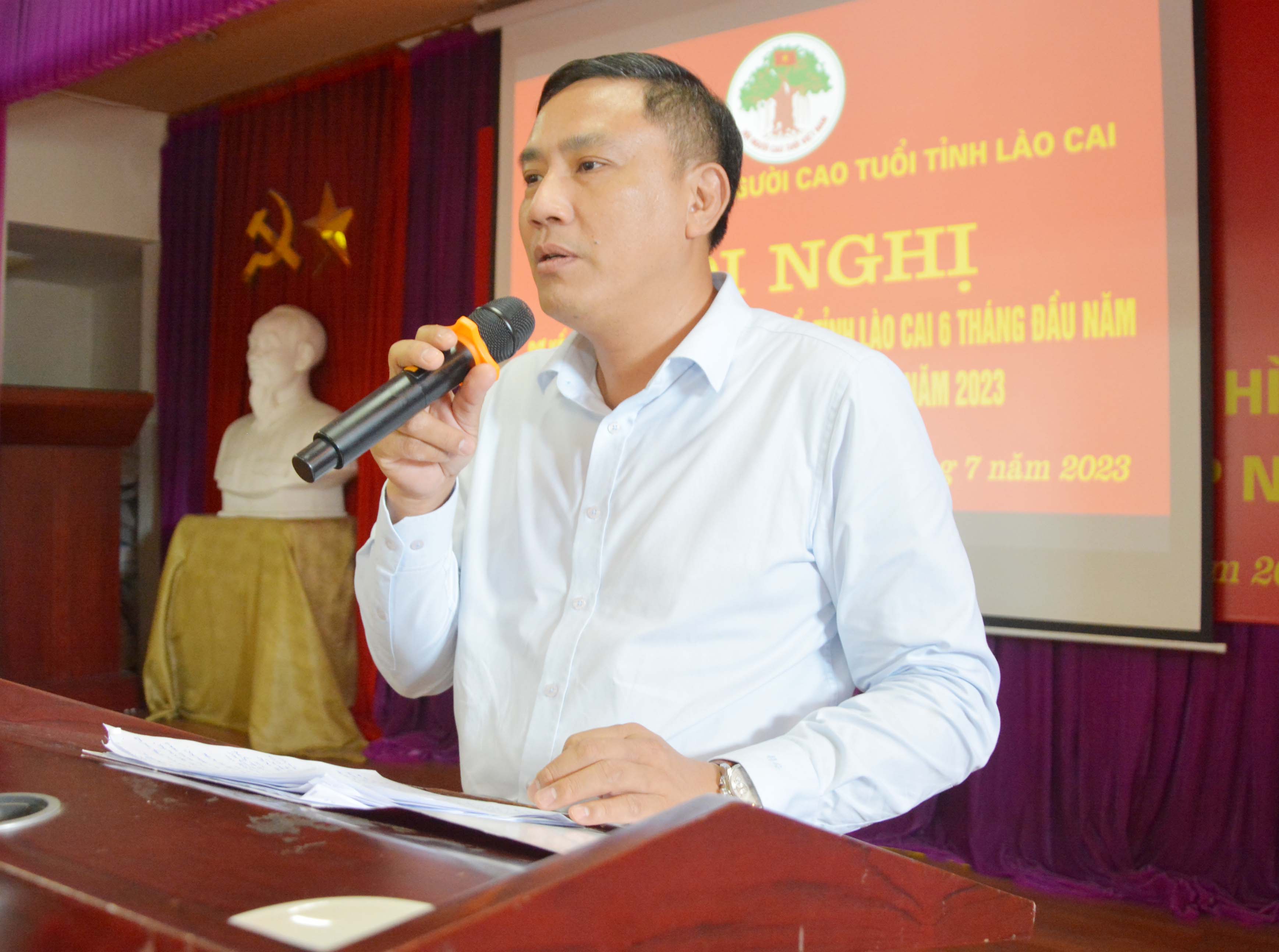 Phó Bí thư Tỉnh ủy Hoàng Giang phát biểu tại hội nghị. DSC_8149.JPG