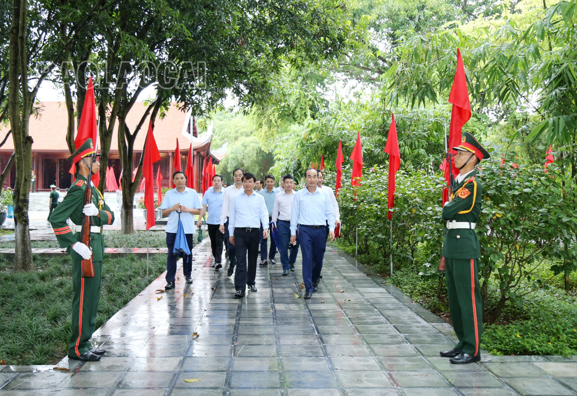 Thường trực Tỉnh ủy duyệt chương trình tại Nhà lưu niệm Chủ tịch Hồ Chí Minh. 8003.jpg