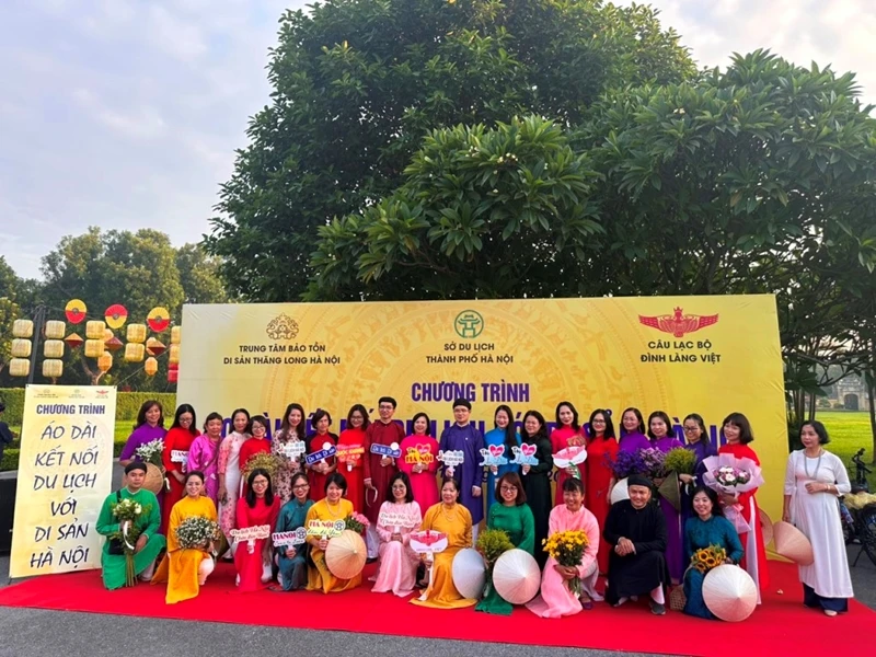 Chương trình do Sở Du lịch Hà Nội chủ trì, phối hợp với Trung tâm Bảo tồn Di sản Thăng Long Hà Nội và Câu lạc bộ Đình làng Việt tổ chức.