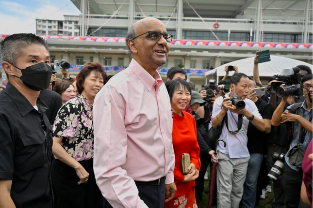 Ông Tharman Shanmugaratnam sẽ trở thành tổng thống Singapore từ ngày 14/9. Ông Tharman Shanmugaratnam sẽ trở thành tổng thống Singapore từ ngày 14/9.