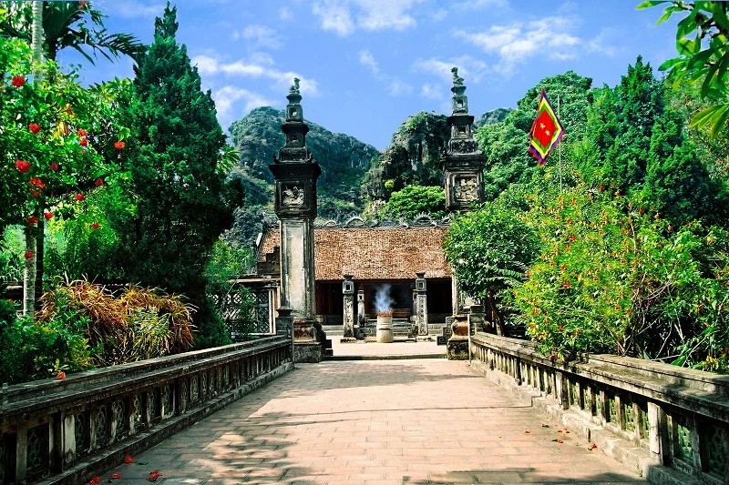 Đền Vua Đinh Tiên Hoàng.