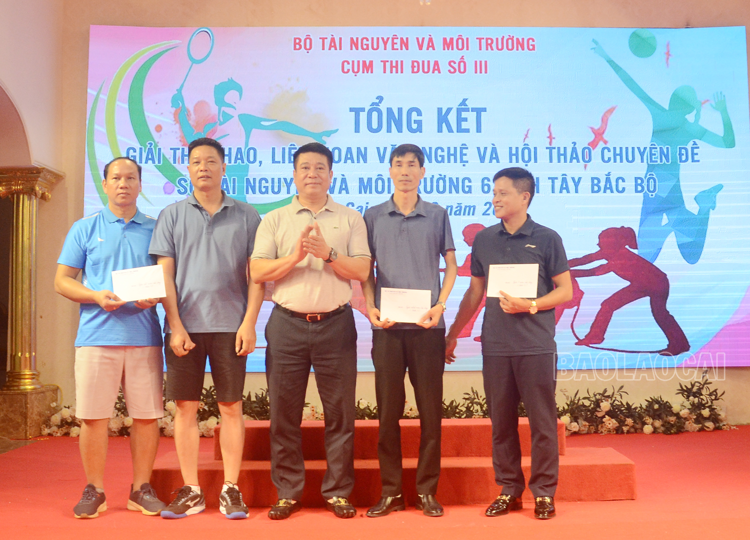 Trao giải cầu lông nội dung đôi nam. 44.jpg